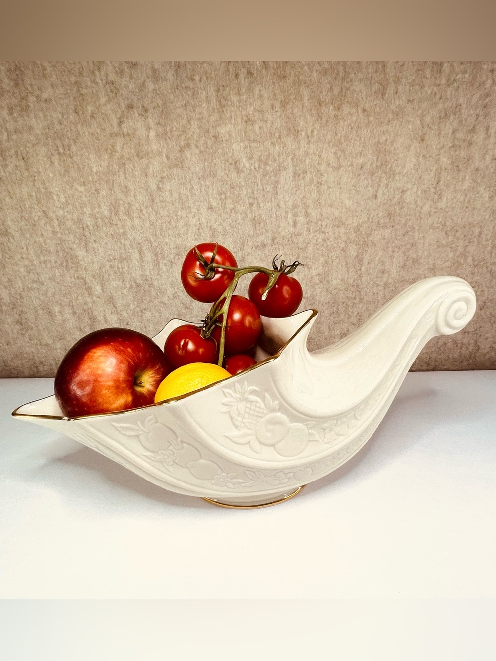VTG EUC Lenox Fruits of Life Cornucopia Large Centerpiece 1989 Retired Pattern